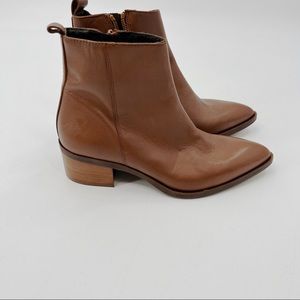 COPY - Atelier brown pointed toe leather ankle booties size 6